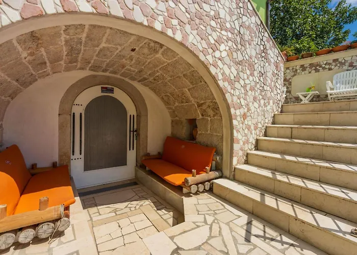 Greenhouse Adria Mit Grosser Terrasse Und Pool By Interhome Holiday home Bribir (Primorje-Gorski Kotar)