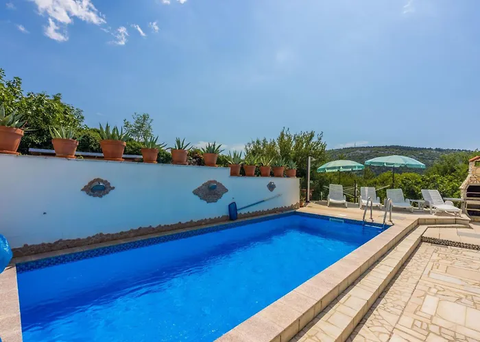 Greenhouse Adria Mit Grosser Terrasse Und Pool By Interhome * Bribir (Primorje-Gorski Kotar)